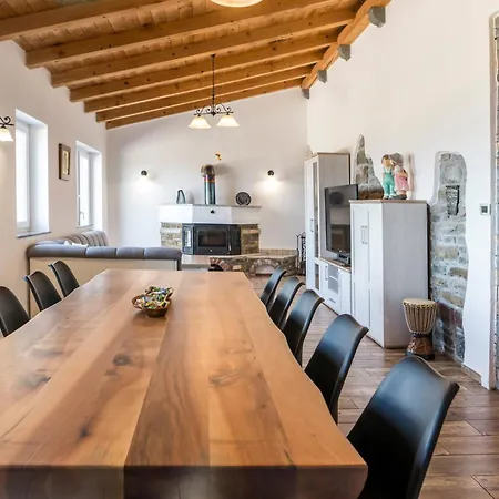 Villa Villa Izola *