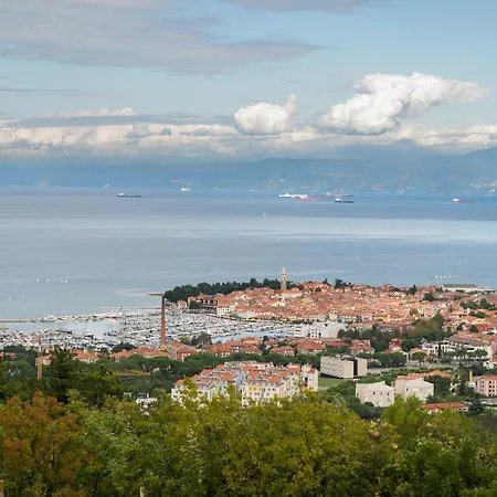Villa Izola * Izola