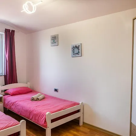 Villa Izola *