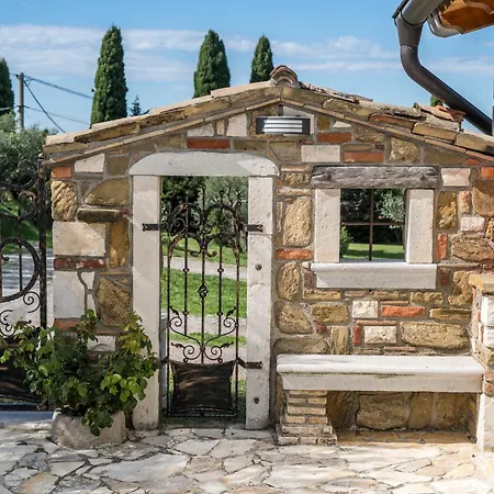 Villa Izola Villa
