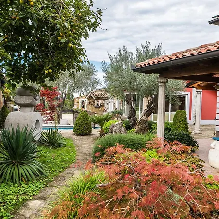 Villa Izola * Izola