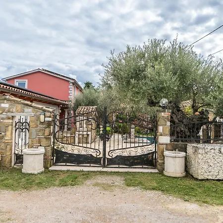 Villa Villa Izola