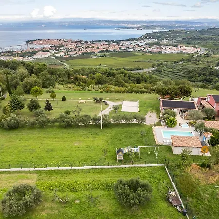 Villa Izola Villa